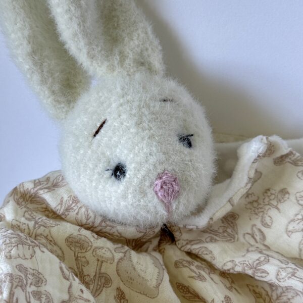 Doudou lapin pour bébé "Lapin nuage"